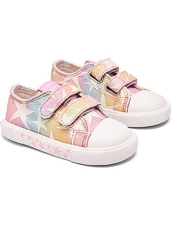 Sneakers conguitos estampado estrellas bebés