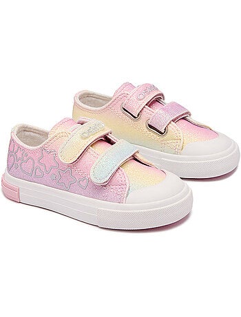 Sneakers conguitos estampado estrellas