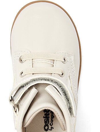Sneakers conguitos estrella