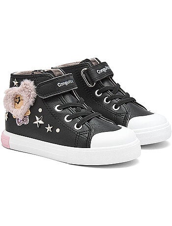 Sneakers conguitos estrellas pelo