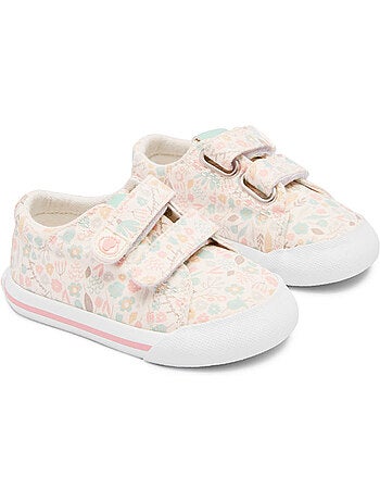 Sneakers conguitos flores respetuosas