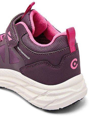 Sneakers conguitos impermeables