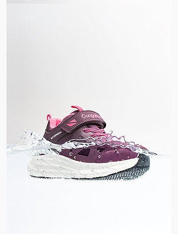 Sneakers conguitos impermeables