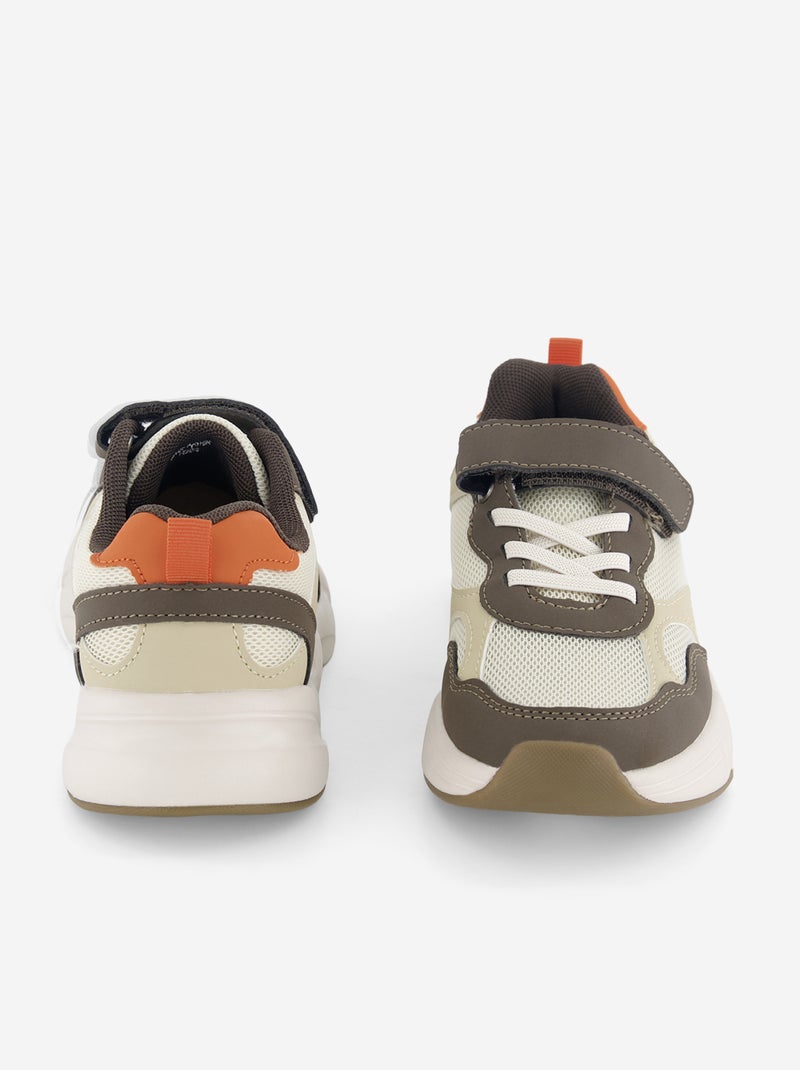 Sneakers da running in tessuto Marrone - Kiabi