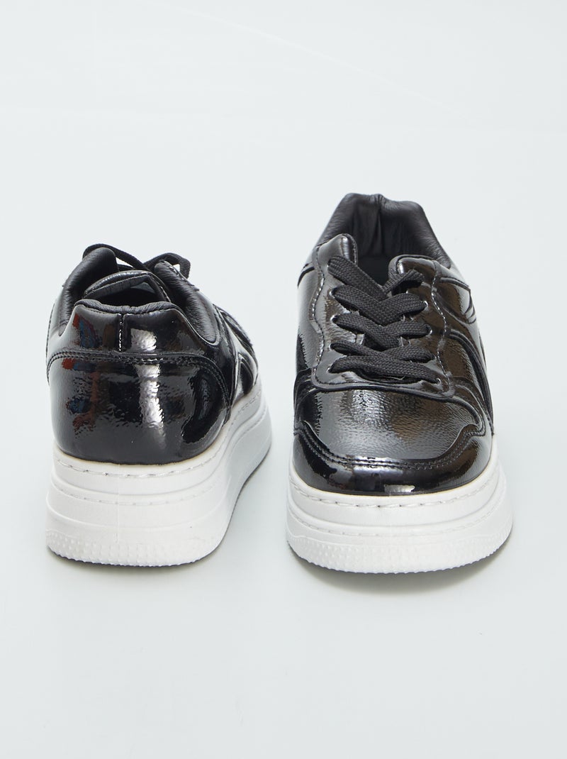 Sneakers in mesh bicolore NERO - Kiabi