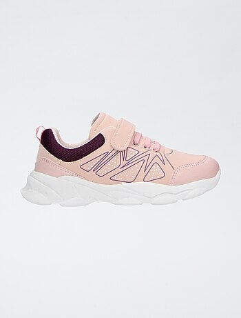 Sneakers in mesh con velcro e lacci elastici
