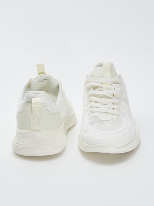 Sneakers in mesh tipo running con lacci - Kiabi