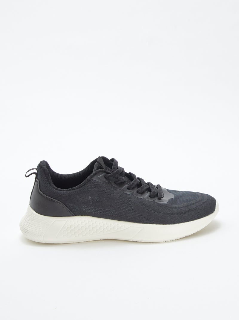 Sneakers in mesh tipo running con lacci Nero - Kiabi