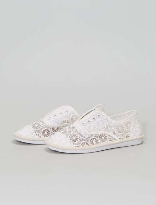 Sneakers in pizzo - bianco - Kiabi - 16.00€