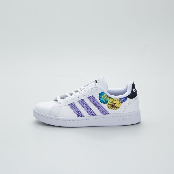 Sneakers in similpelle 'adidas Grand Court' لبس رياضه
