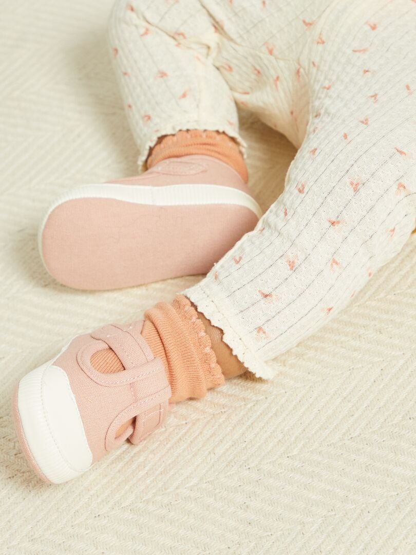 Sneakers in tela con strappo a righe rosa - Kiabi