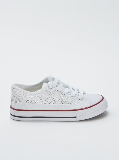 Sneakers in tela tinta unita - Kiabi Sneakers in tela tinta unita - Kiabi