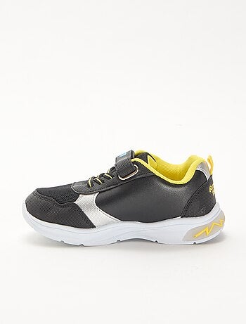 Sneakers luminose 'Pokémon'