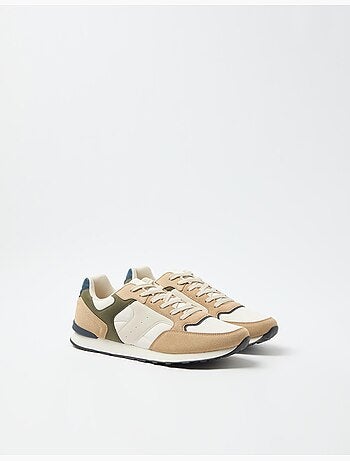 Sneakers, MO Fashion