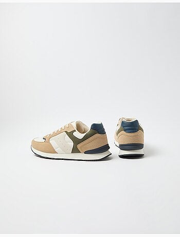 Sneakers, MO Fashion
