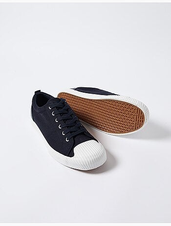 Sneakers, MO Fashion