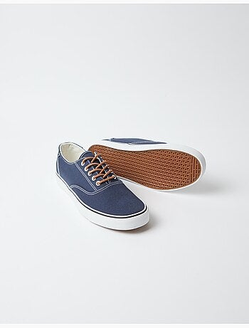 Sneakers, MO Fashion