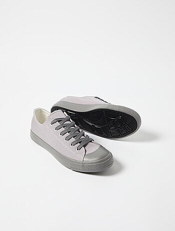 Sneakers, MO Fashion