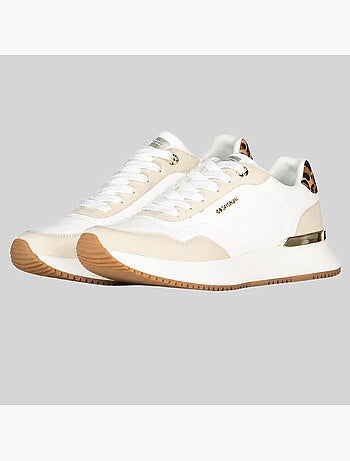 Sneakers onna – geographical norway