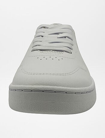Sneakers 'Puma' 'Court sally'