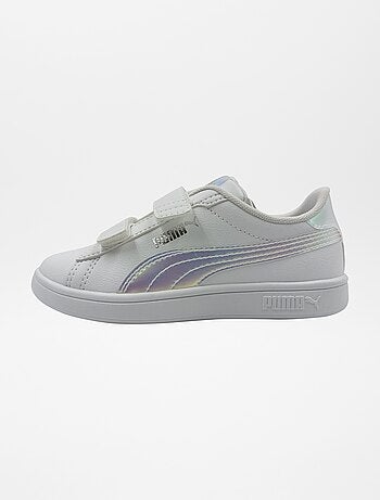 Sneakers 'Puma' olografiche