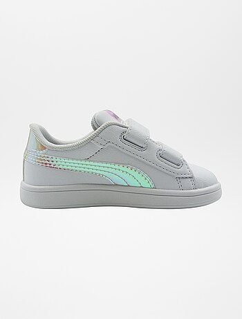 Sneakers 'Puma' olografiche