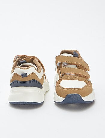Sneakers running con strappi