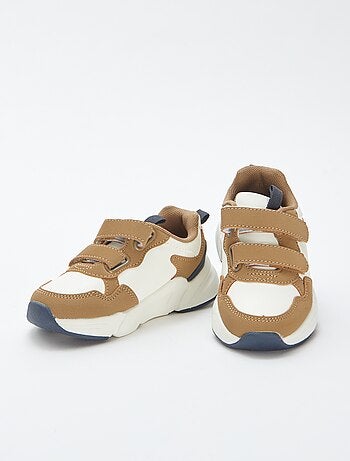 Sneakers running con strappi