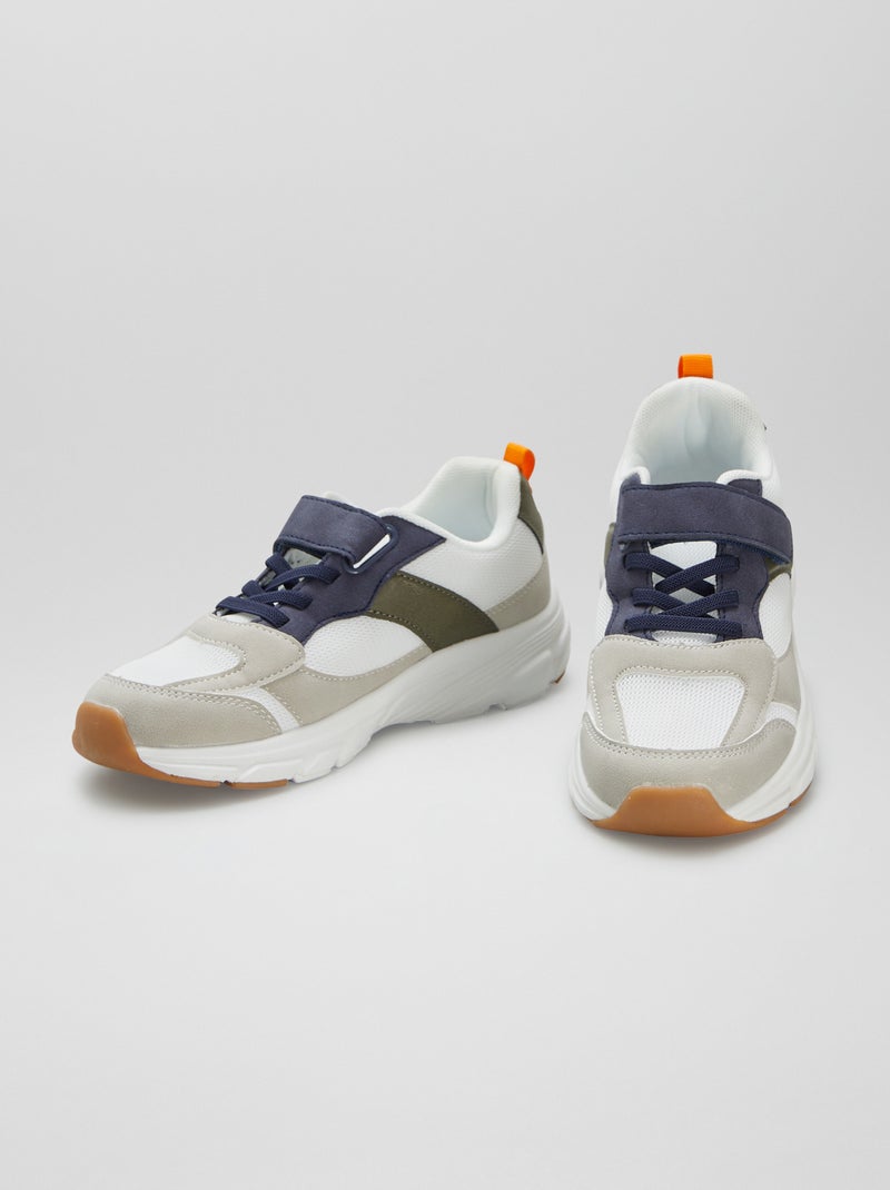 Sneakers running con strappi e lacci elasticizzati GRIGIO - Kiabi