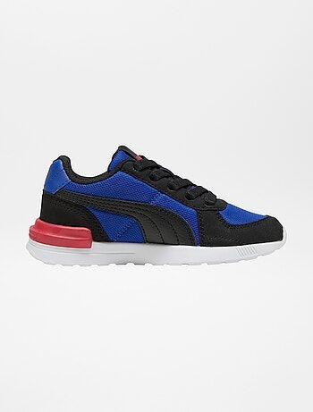 Sneakers running 'Puma'