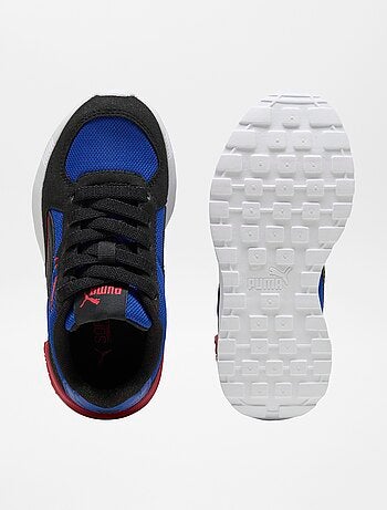 Sneakers running 'Puma'
