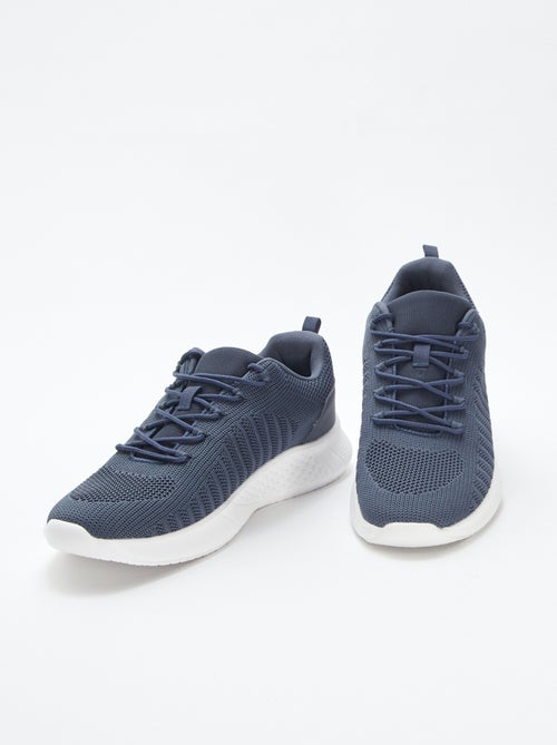 Sneakers running tinta unita con lacci - Kiabi