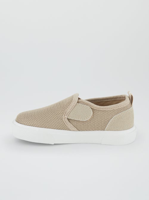 2002N Sneakers Slip On