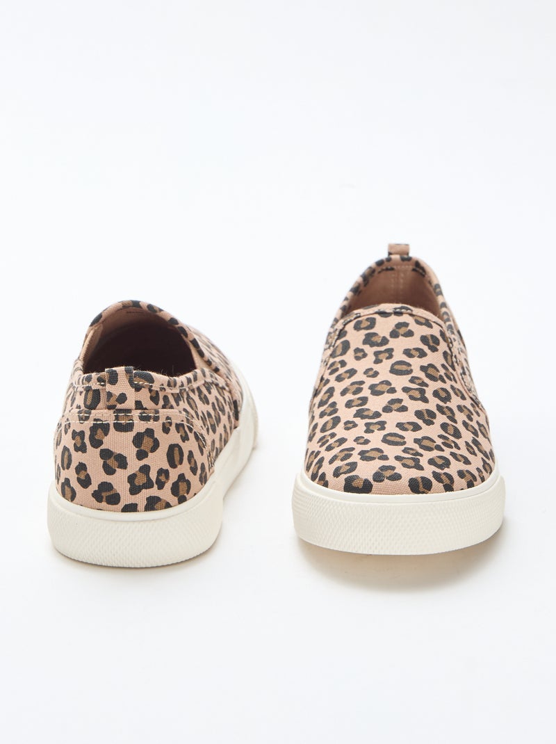 Sneakers slip-on con stampa leopardata Marrone - Kiabi