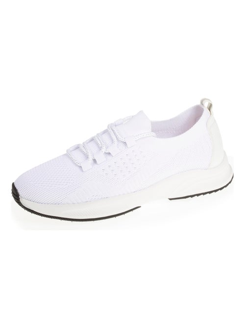 Sneakers slip-on, morbida e leggera, con lacci  Isotoner - Kiabi