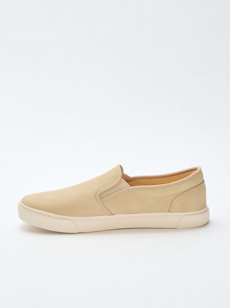 Sneakers slip-on tipo scamosciato Beige - Kiabi