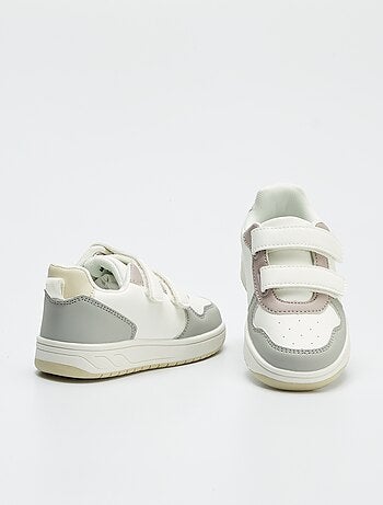 Sneakers tricolori con patta a strappo