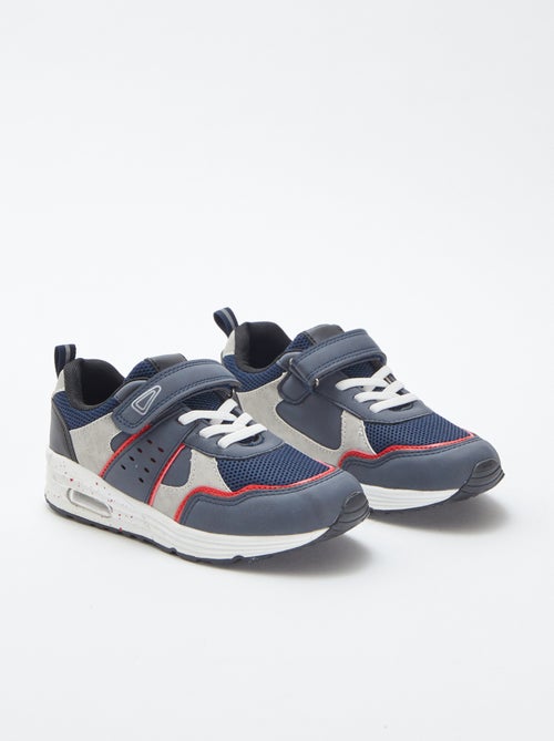 Sneakers tricolori con strappi e lacci - Kiabi