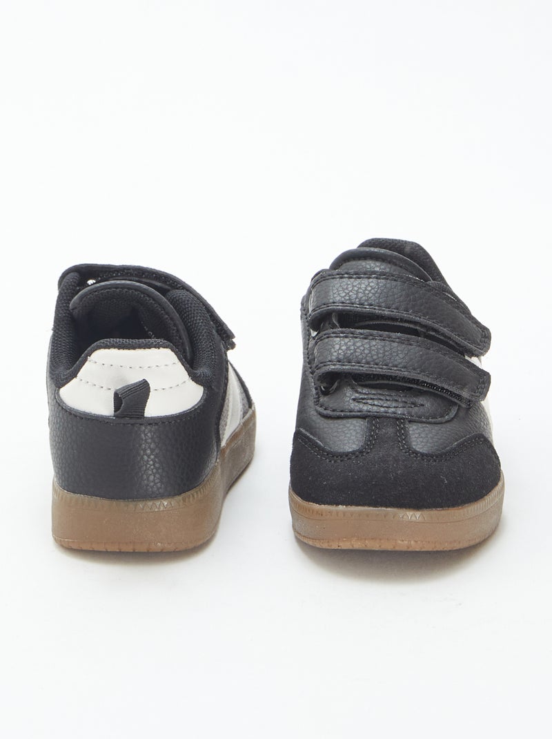 Sneakers vintage a strappo Nero - Kiabi