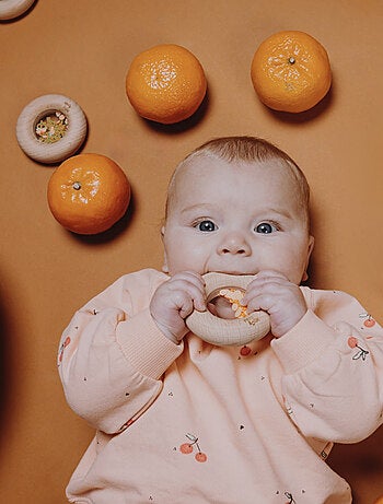 Sonaglio sensoriale donut, frutti | Petit Boum