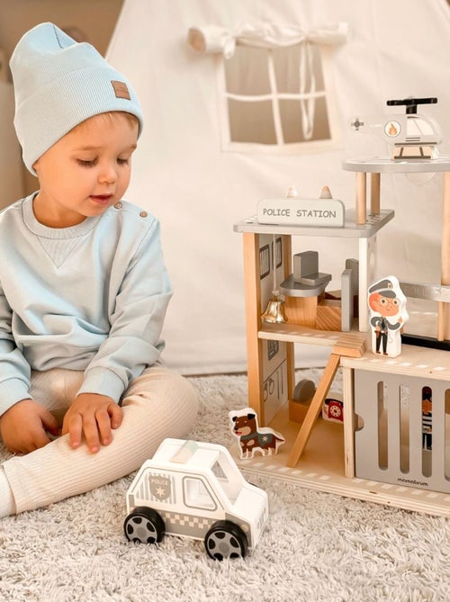 Stazione di polizia legno con auto e elicottero Mamabrum - Kiabi