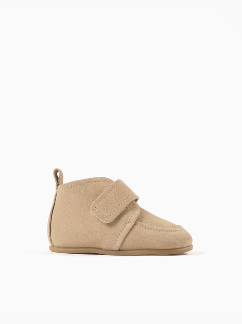 Stivaletti alla caviglia barefoot in suede con chiusura a strappo - Kiabi