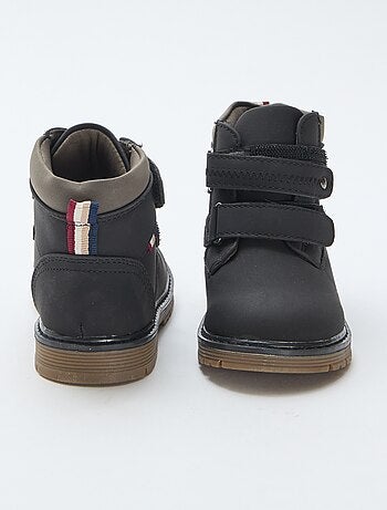 Stivaletti alti con velcro