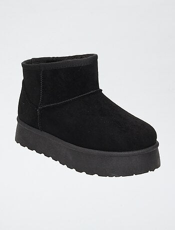 Stivaletti bassi in simil suede