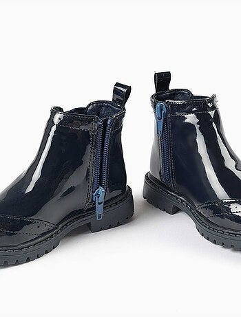 Stivaletti chelsea in vernice con dettagli brogue