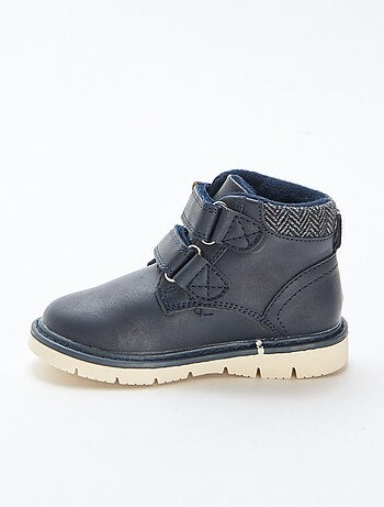 Stivaletti con velcro e interno caldo