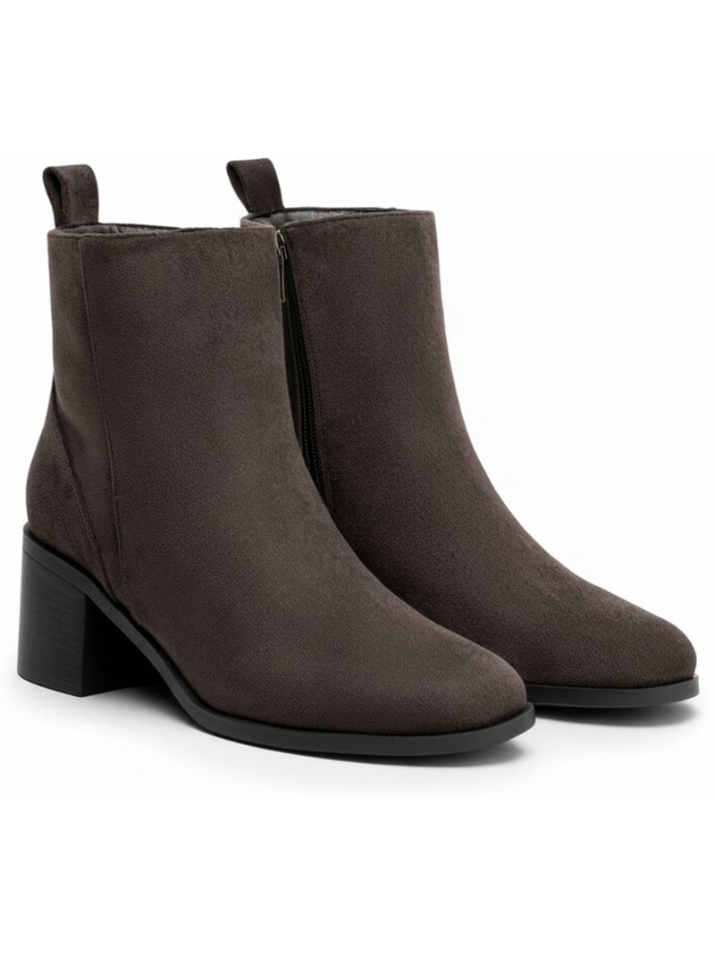 Stivaletti donna scamosciati con zip tacco a blocco 5 cm Marrone - Kiabi