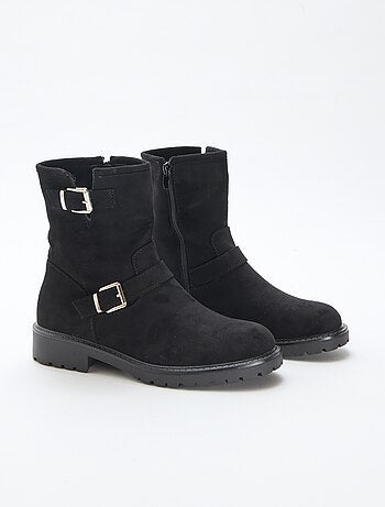 Stivaletti in ecamoscio con fibbia