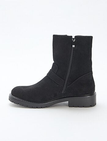 Stivaletti in ecamoscio con fibbia