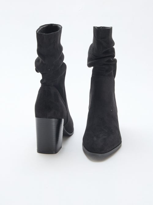 Stivaletti in simil suede effetto plissé - Kiabi